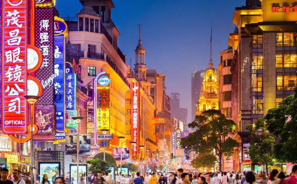 上海夜生活到底有多上头？周末蹦迪微醺指南来了